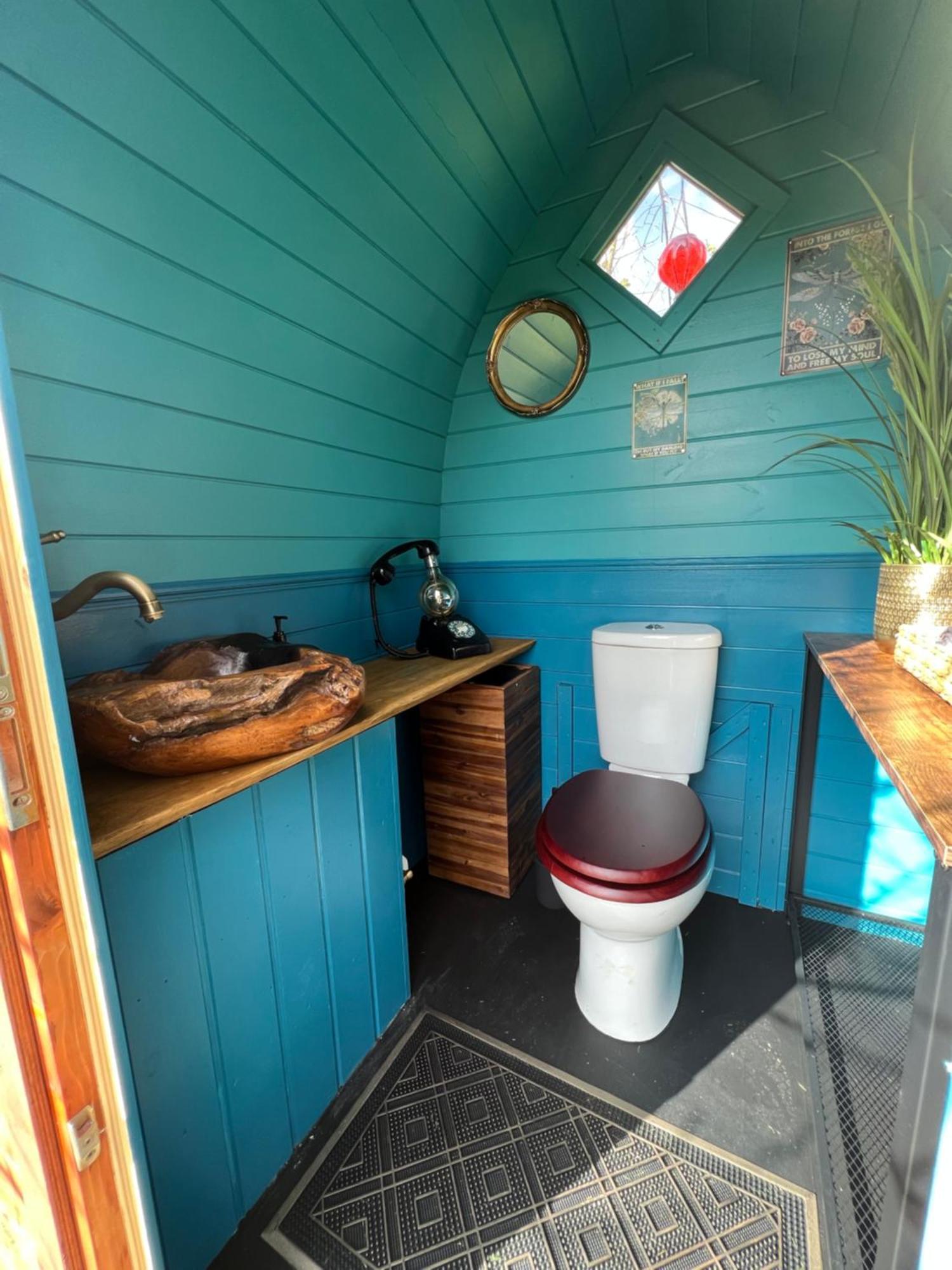 Dragonfly Glamping Spa Retreat Άσφορντ Εξωτερικό φωτογραφία