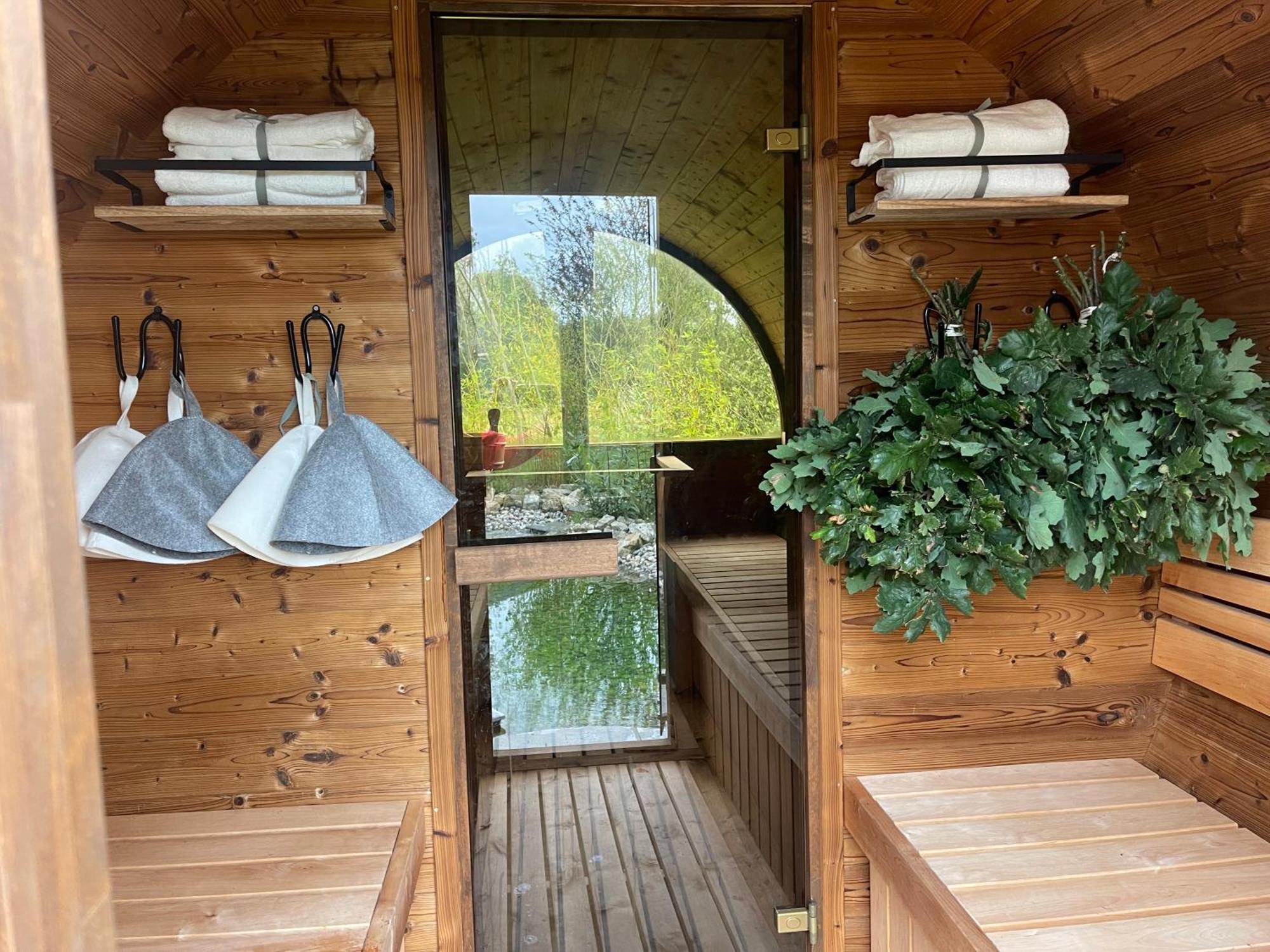 Dragonfly Glamping Spa Retreat Άσφορντ Εξωτερικό φωτογραφία